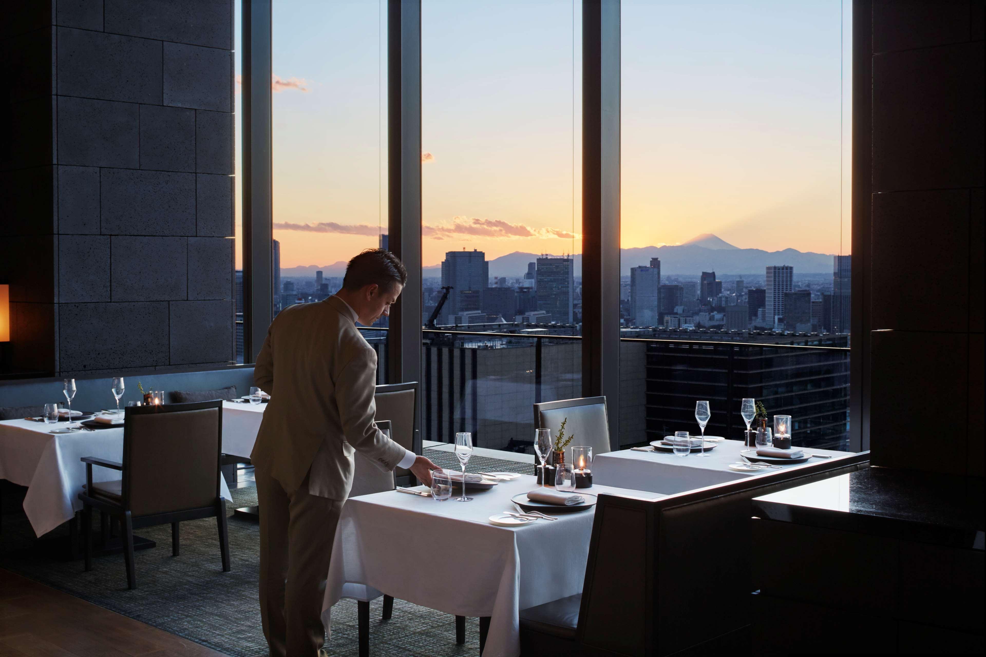 Aman Tokyo Hotel Bagian luar foto